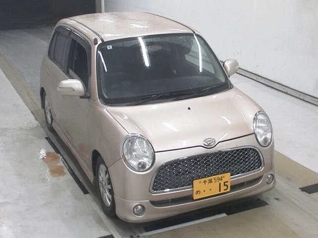 Daihatsu MIRA