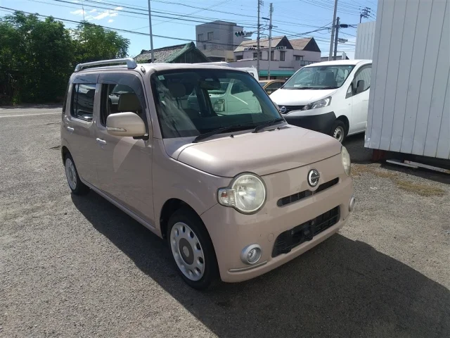 Daihatsu MIRA