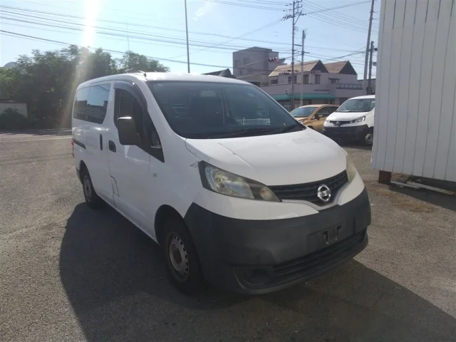 Nissan NV200