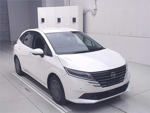 Nissan NOTE — фото 1