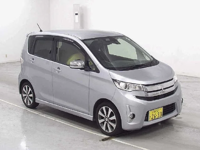 Mitsubishi EK CUSTOM