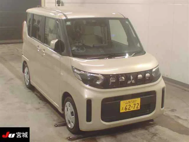 Mitsubishi EK SPACE