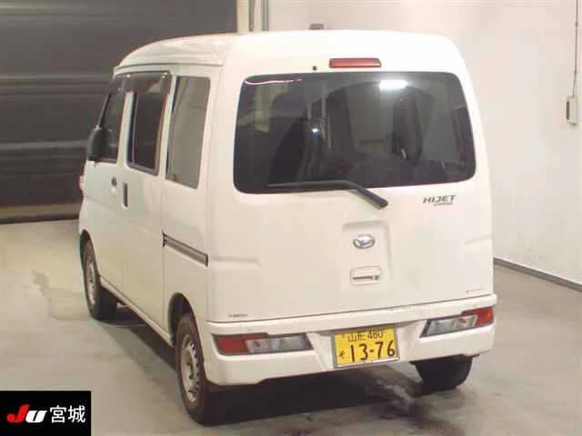 Daihatsu HIJET VAN — фото 2