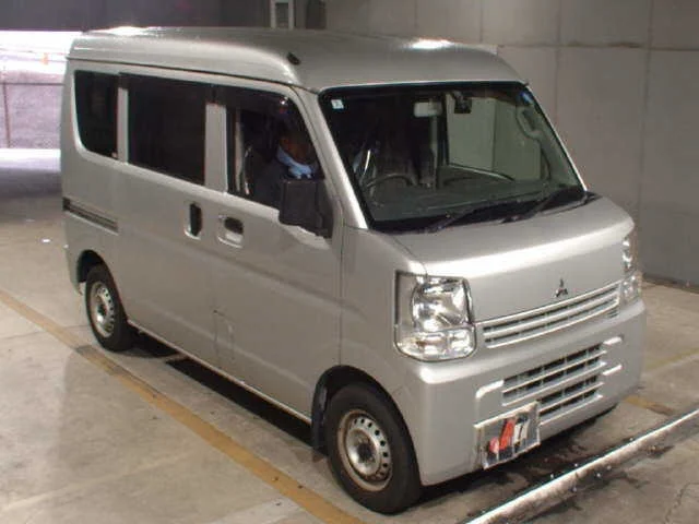 Mitsubishi MINICAB VAN
