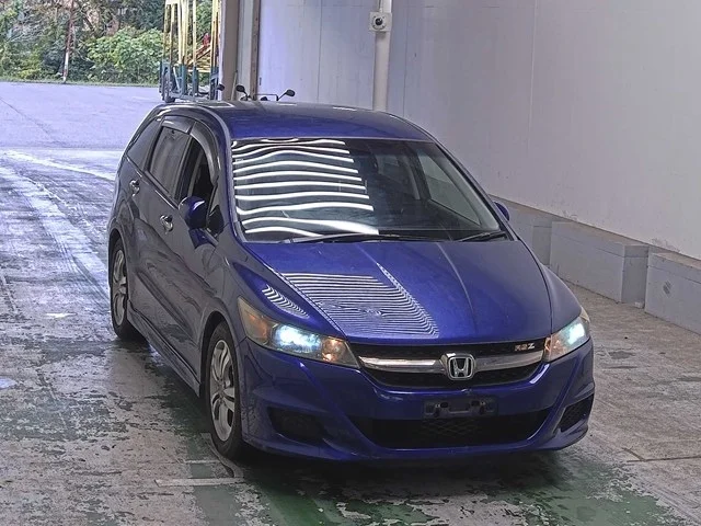 Honda STREAM — фото 1