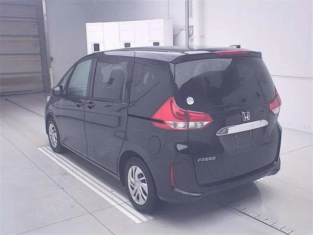 Honda FREED — фото 2