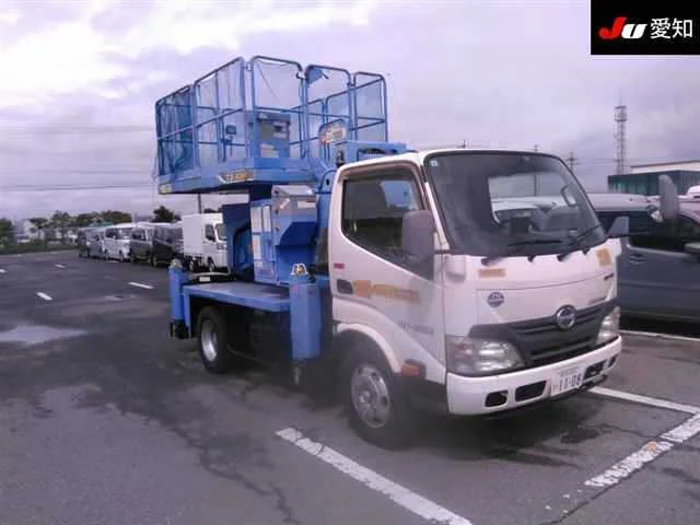 HINO TRUCK
