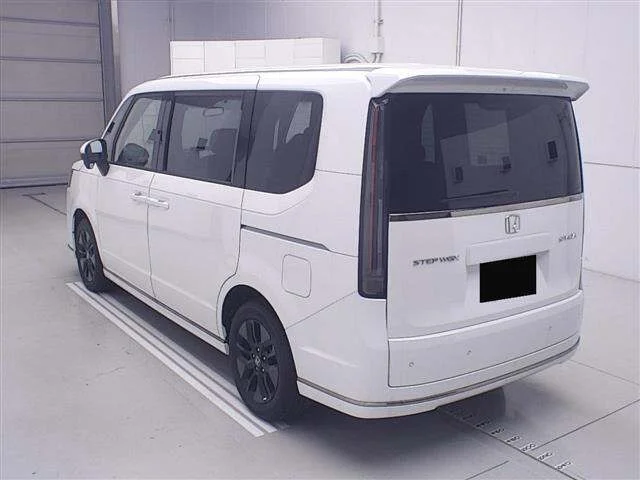Honda STEP WAGON — фото 2