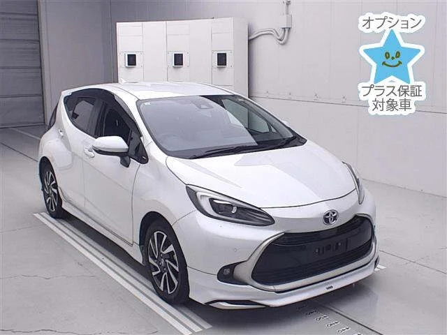 Toyota AQUA — фото 1