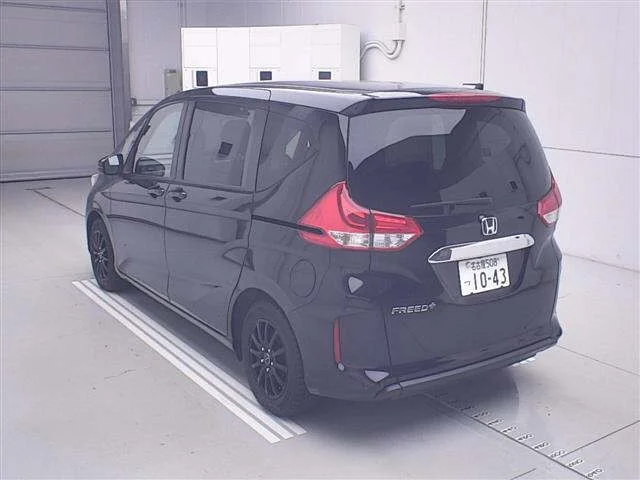 Honda FREED — фото 2
