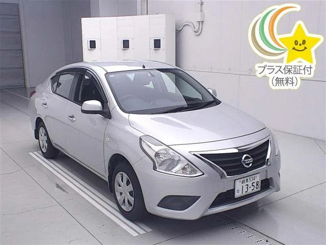 Nissan TIIDA LATIO — фото 1