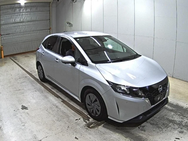 Nissan NOTE — фото 1