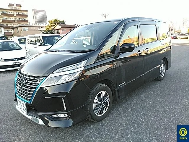 Nissan SERENA — фото 2