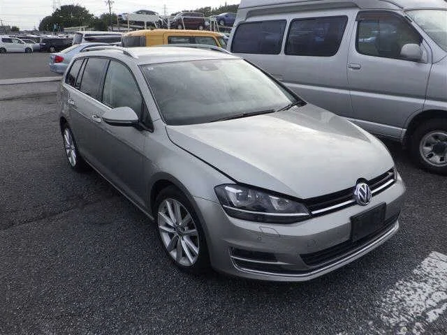 Volkswagen GOLF VARIANT
