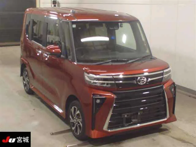 Daihatsu TANTO — фото 1