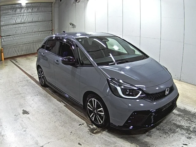 Honda FIT — фото 1