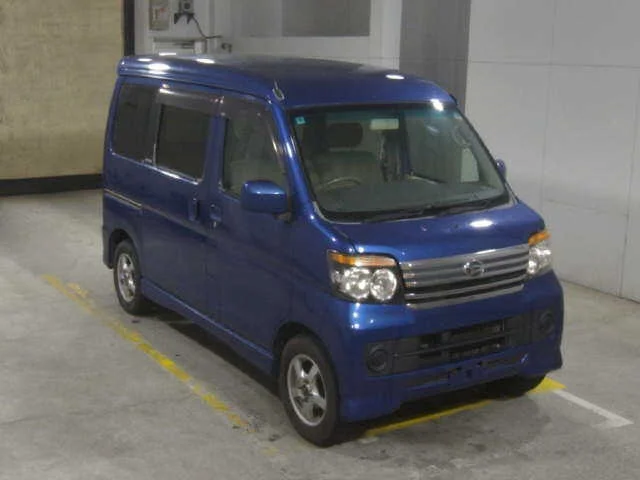 Daihatsu ATRAI WAGON — фото 1
