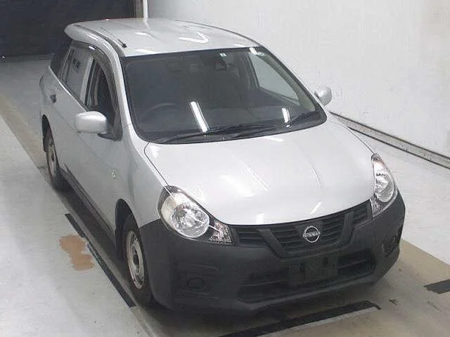 Nissan AD