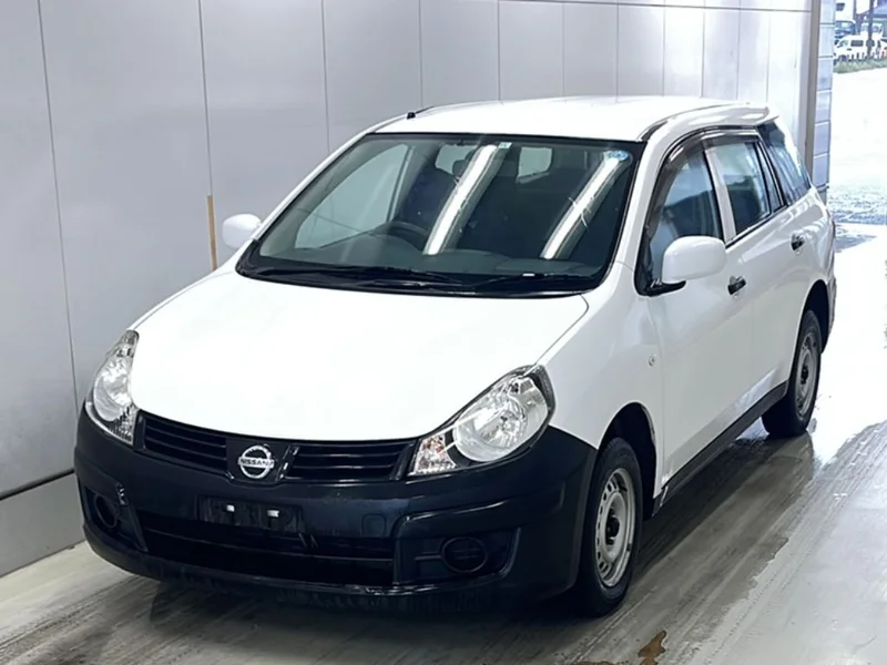 Nissan AD — фото 1