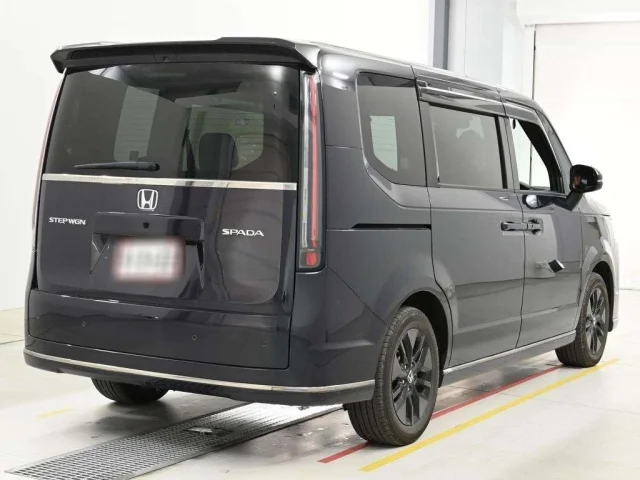 Honda STEP WAGON — фото 2