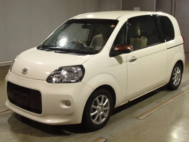 Toyota PORTE