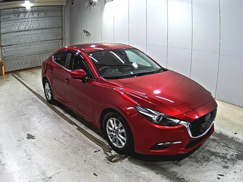 Mazda AXELA — фото 1