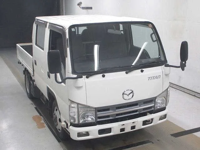 Mazda TITAN