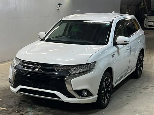 Mitsubishi OUTLANDER PHEV