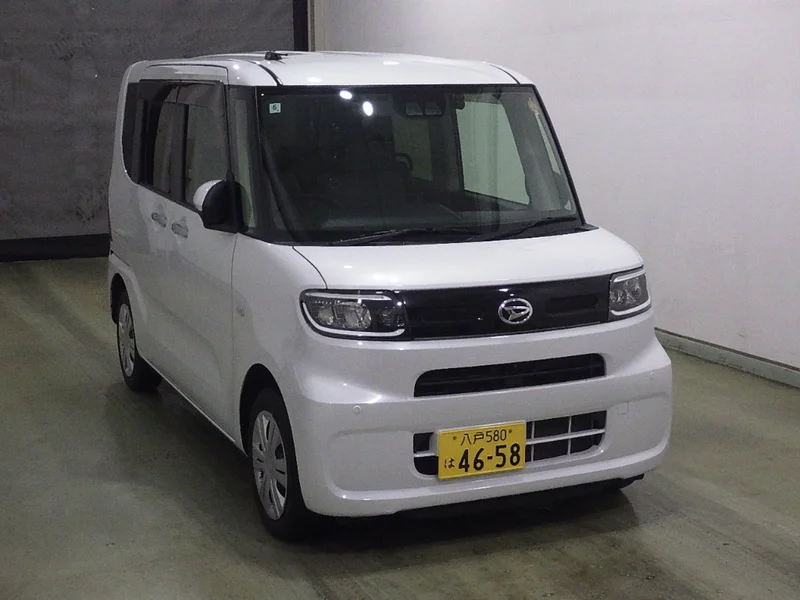 Daihatsu TANTO — фото 1