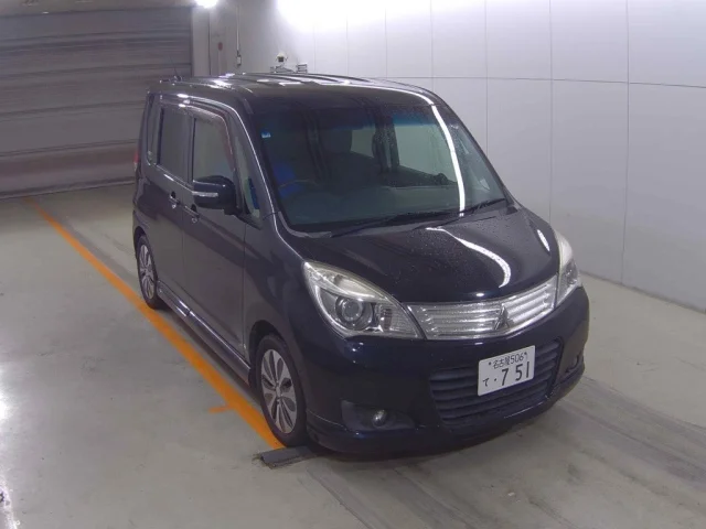 Mitsubishi DELICA D2