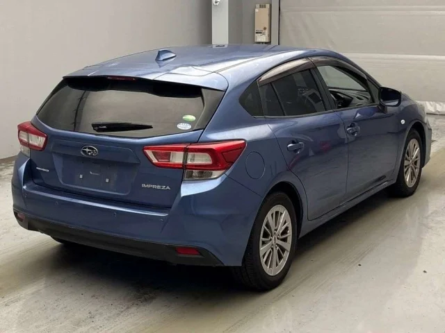 Subaru IMPREZA — фото 2