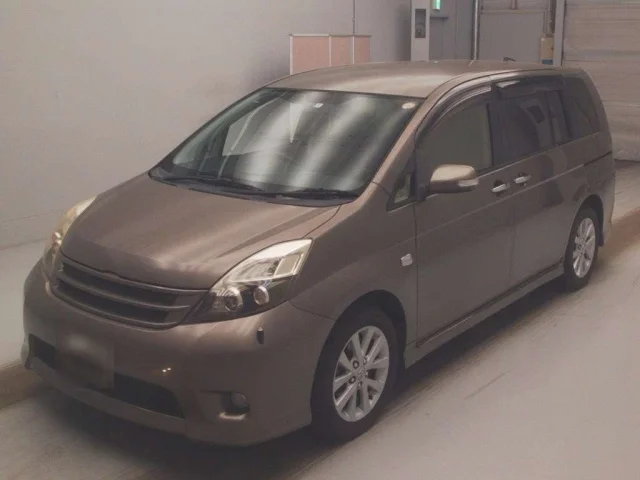 Toyota ISIS