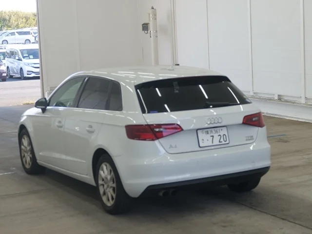 Audi A3 — фото 2