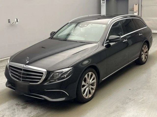 Mercedes-Benz E CLASS WAGON — фото 1