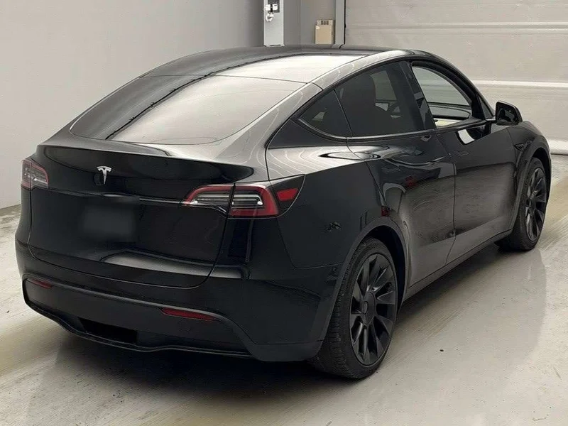 Tesla MODEL Y — фото 2