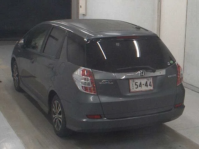 Honda FIT SHUTTLE — фото 2