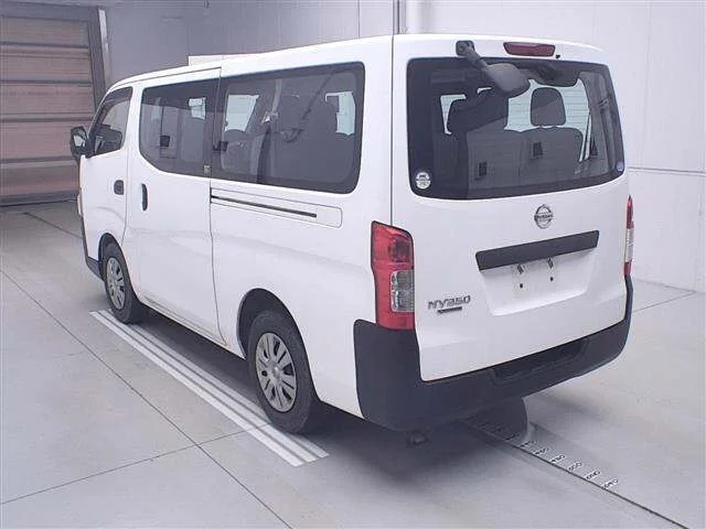 Nissan CARAVAN — фото 2