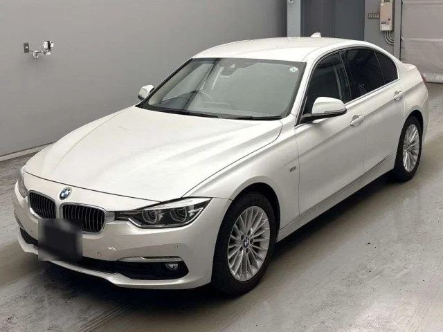 BMW 3-Series — фото 1