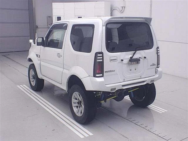 Suzuki JIMNY SIERRA — фото 2