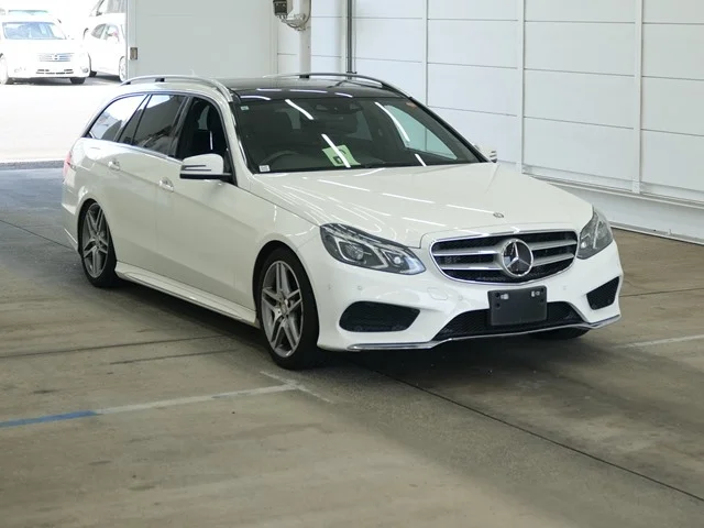 Mercedes-Benz E CLASS STATION WAGON — фото 1