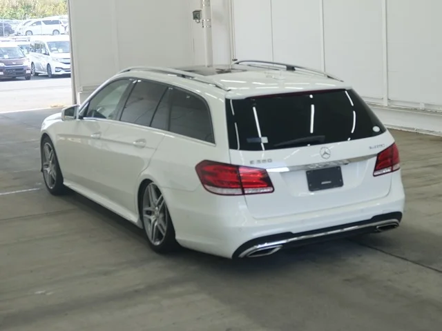 Mercedes-Benz E CLASS STATION WAGON — фото 2