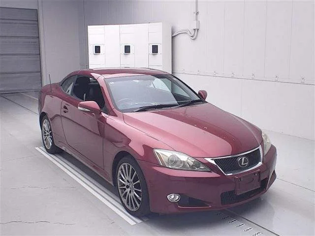 Lexus IS — фото 1
