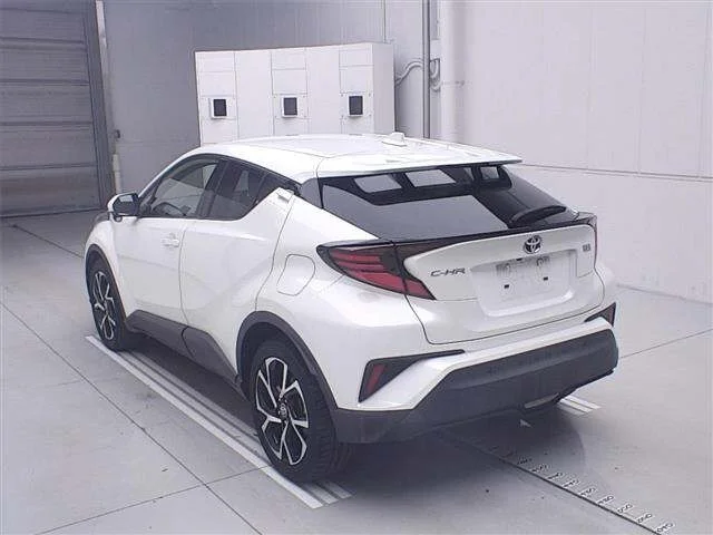 Toyota C-HR — фото 2