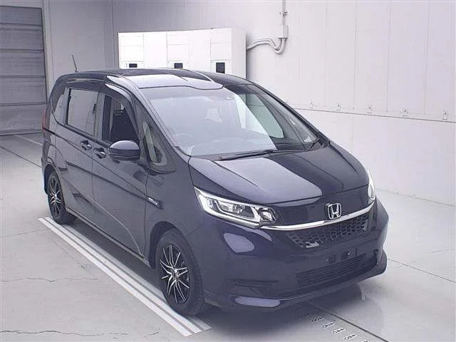 Honda FREED — фото 1