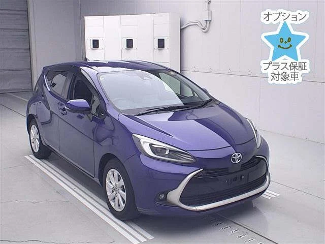 Toyota AQUA — фото 1