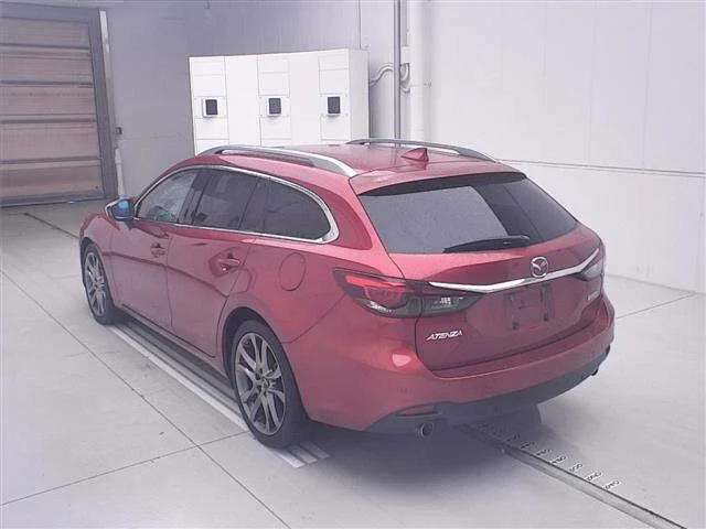 Mazda ATENZA WAGON — фото 2
