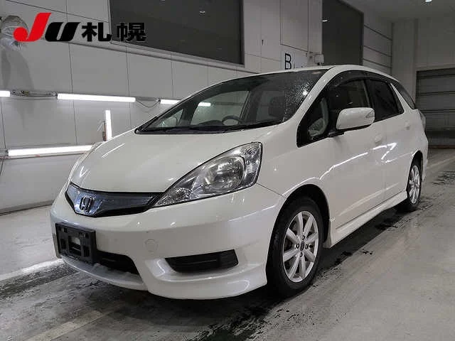 Honda FIT SHUTTLE — фото 1