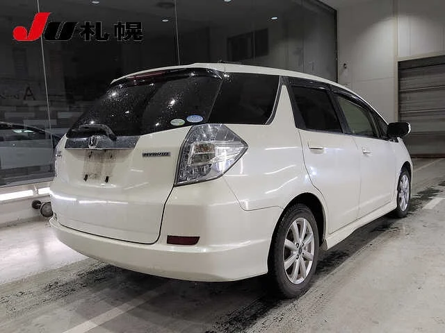 Honda FIT SHUTTLE — фото 2