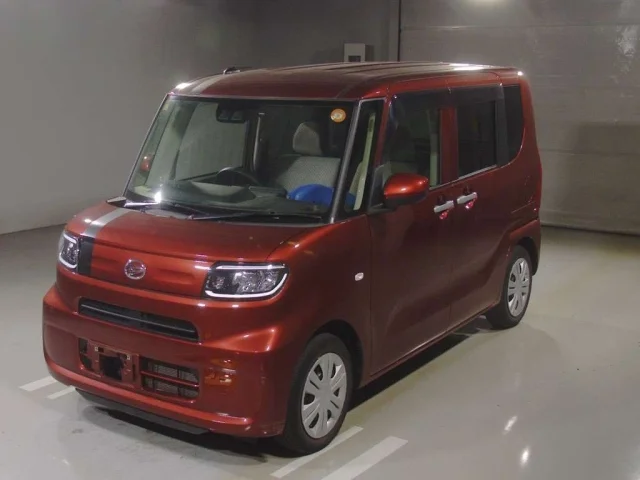 Daihatsu TANTO — фото 1