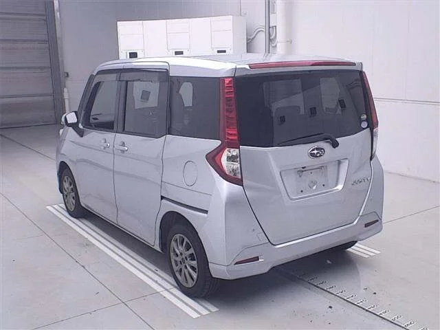Subaru JUSTY — фото 2